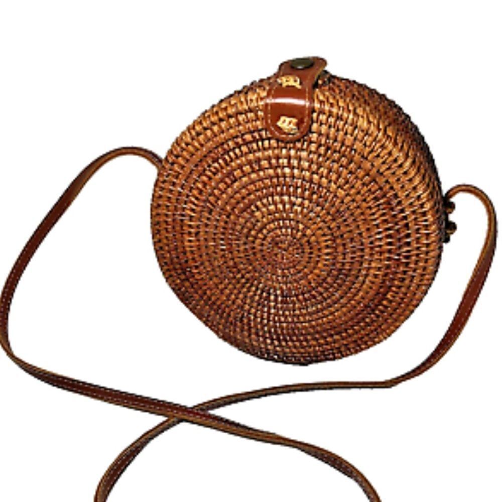 Round woven rattan crossbody bag